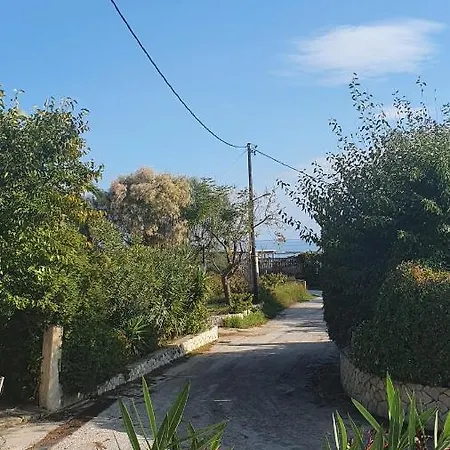 Nikos 3* לגאנאס