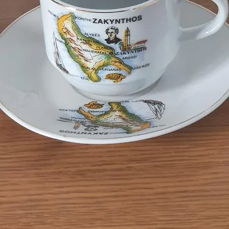 Nikos 3*