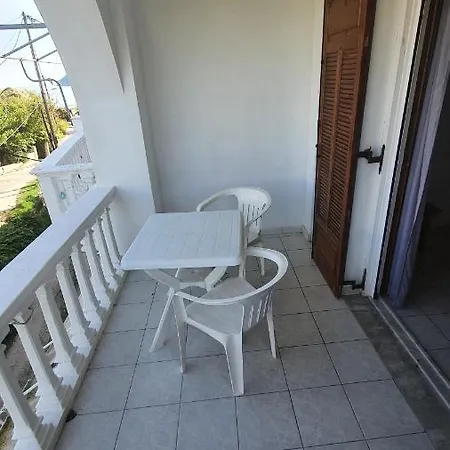 Nikos Apart-hotel 4*