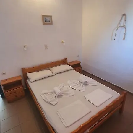 Nikos Lägenhetshotell 4*