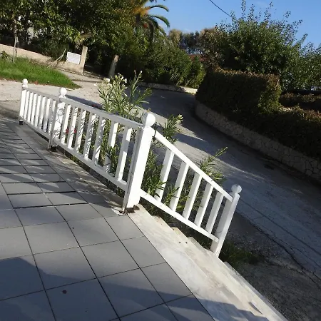 Nikos Hotel apartamentowy